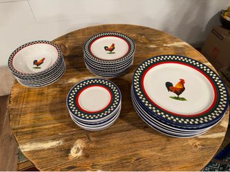 Dining set.