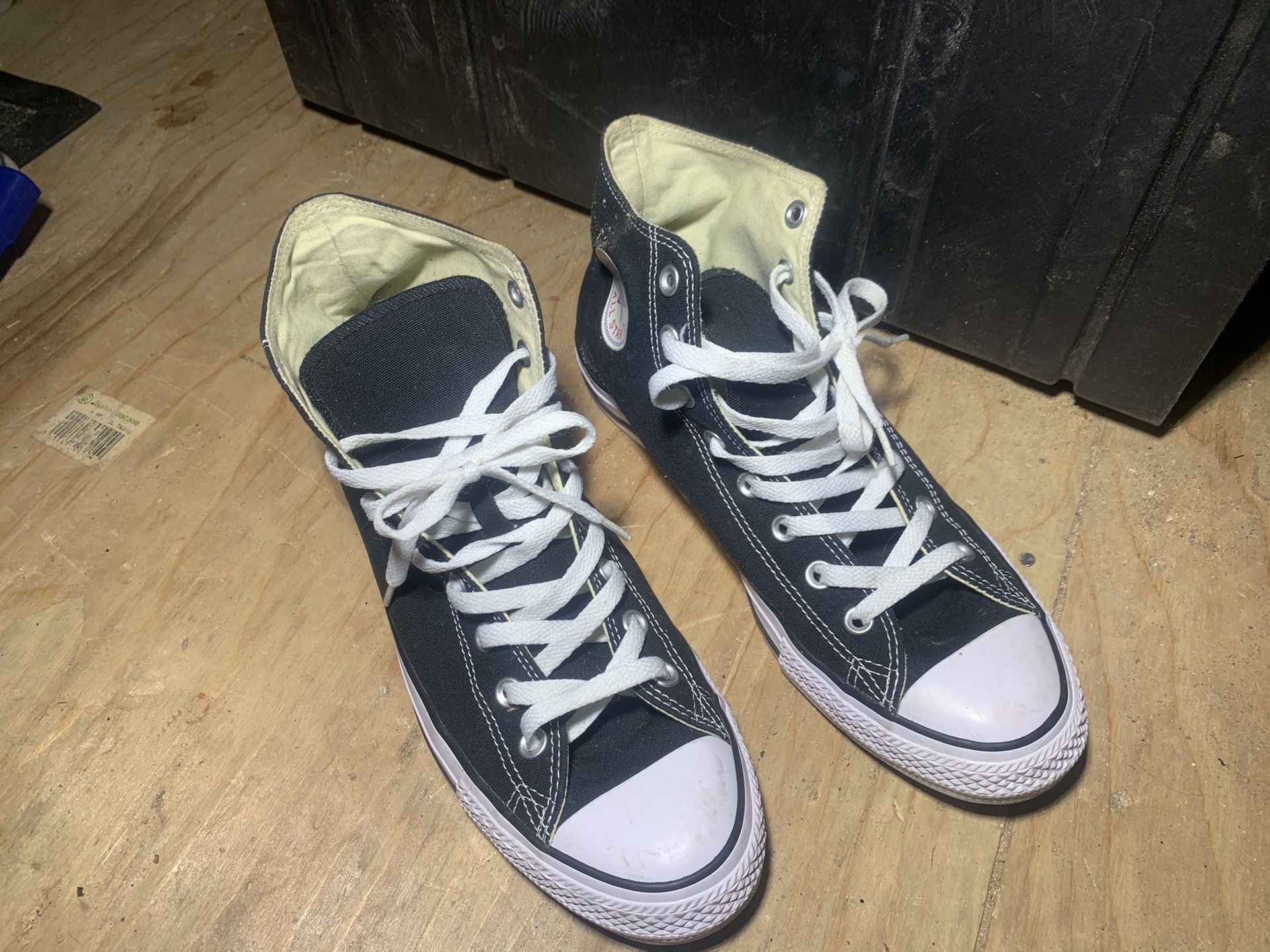 Converse Size 10