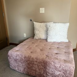 Plush Pink Floor Chair 