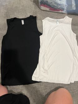 Spanx large Work Out Tanks 