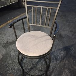 Very Nice Metal Bar Stool 