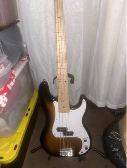 4-String Electric Bass Guitar Sunburst