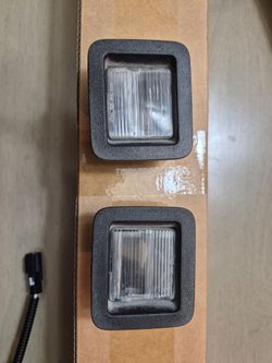 Plate ligth covers bulbs included 2018 ford f150