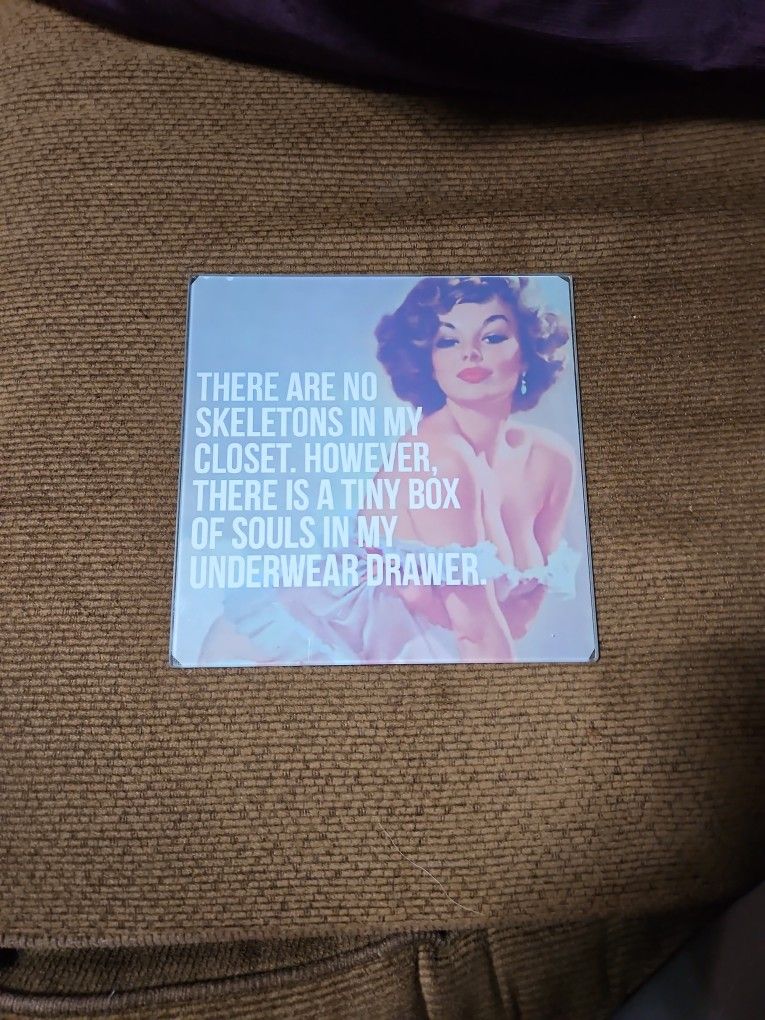 Retro Designed Glass Cutting Board