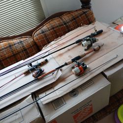 FISHING POLES WITH REELS