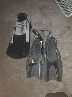 U.S. Divers Snorkel Set with Fins, Mask, and Bag