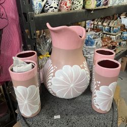 Pitcher With 6 Cups 