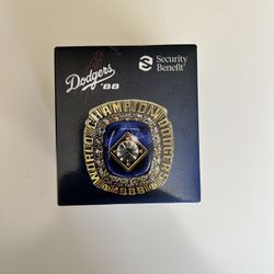 1988 Tommy World Series Ring