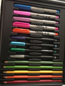 Prisma Color & Sharpie Art Kit for Sale in San Bernardino, CA - OfferUp