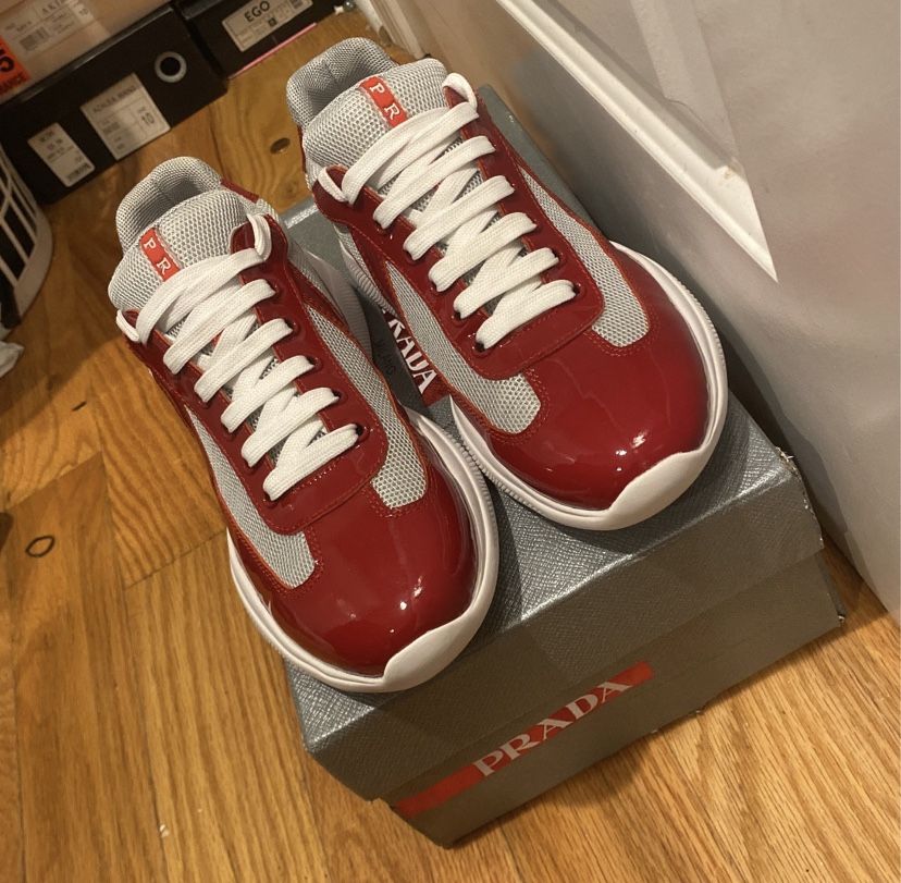 Prada Size 40 Or 7 Kinda Run Big Would Fit A 8/8.5
