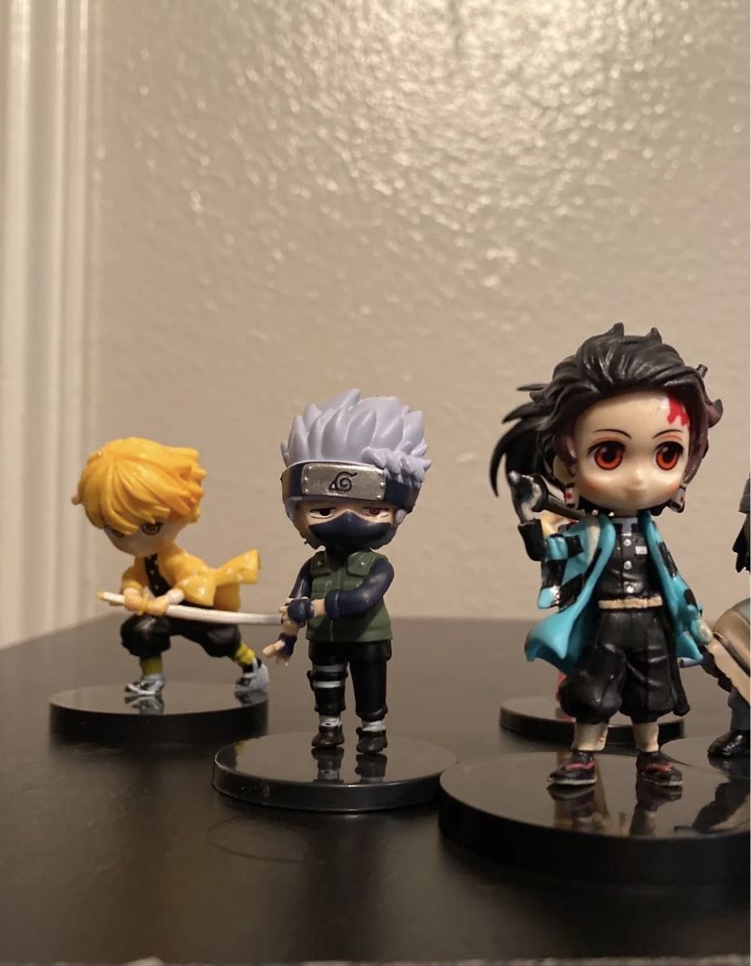 Naruto Mini Figures
