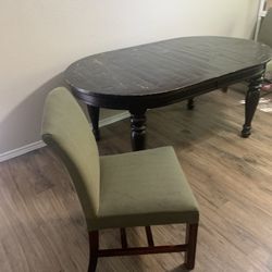 Dinning Room Table