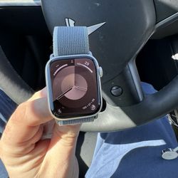 Apple Watch Series 8 45mm GPS
