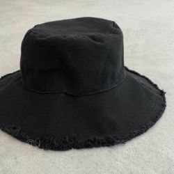 Fringe Flare Hat, Black, Women's, Wide Brim, Ecru Hat