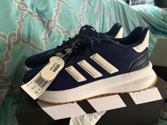 Men’s shoes size 81/2
