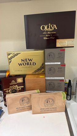 Empty wood Cigar Boxes