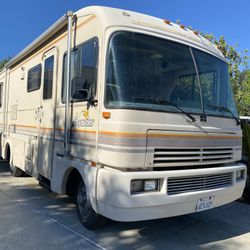 1990 Fleetwood Bounder