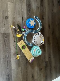 Cat toys/all this toys for $50