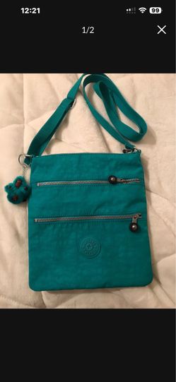 Kipling purse/ new