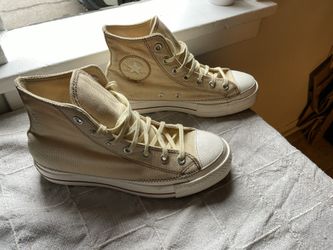 Women Chuck Taylor Converse Shoes 7-1/2