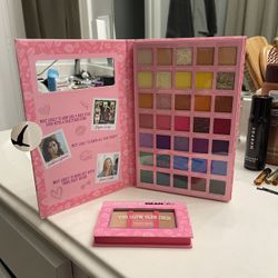 New Mean Girls Eyeshadow Makeup Palettes