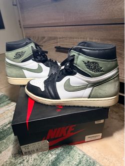 Jordan 1 Retro High OG 2018 CLAY GREEN SIZE 10