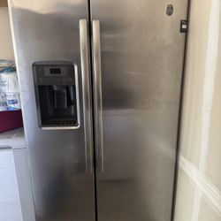 General Electric Refrigerator 