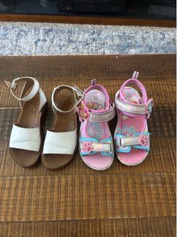 Girls sandals