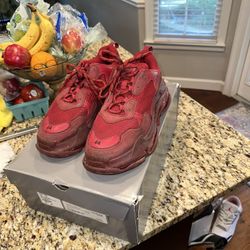 Balenciaga Triple S 