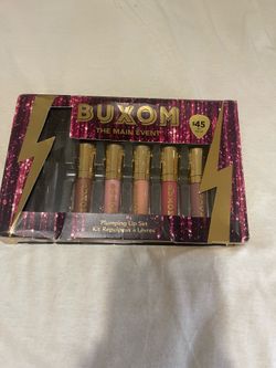 Buxom plumping lip set