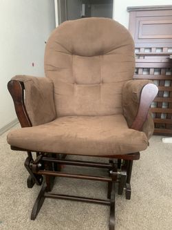 Rocking Chair With Ottoman