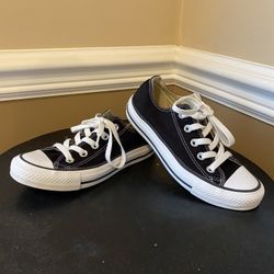 Converse Unisex Chuck Taylor All Star Ox Low Top Black Sneakers - Size5.5Y