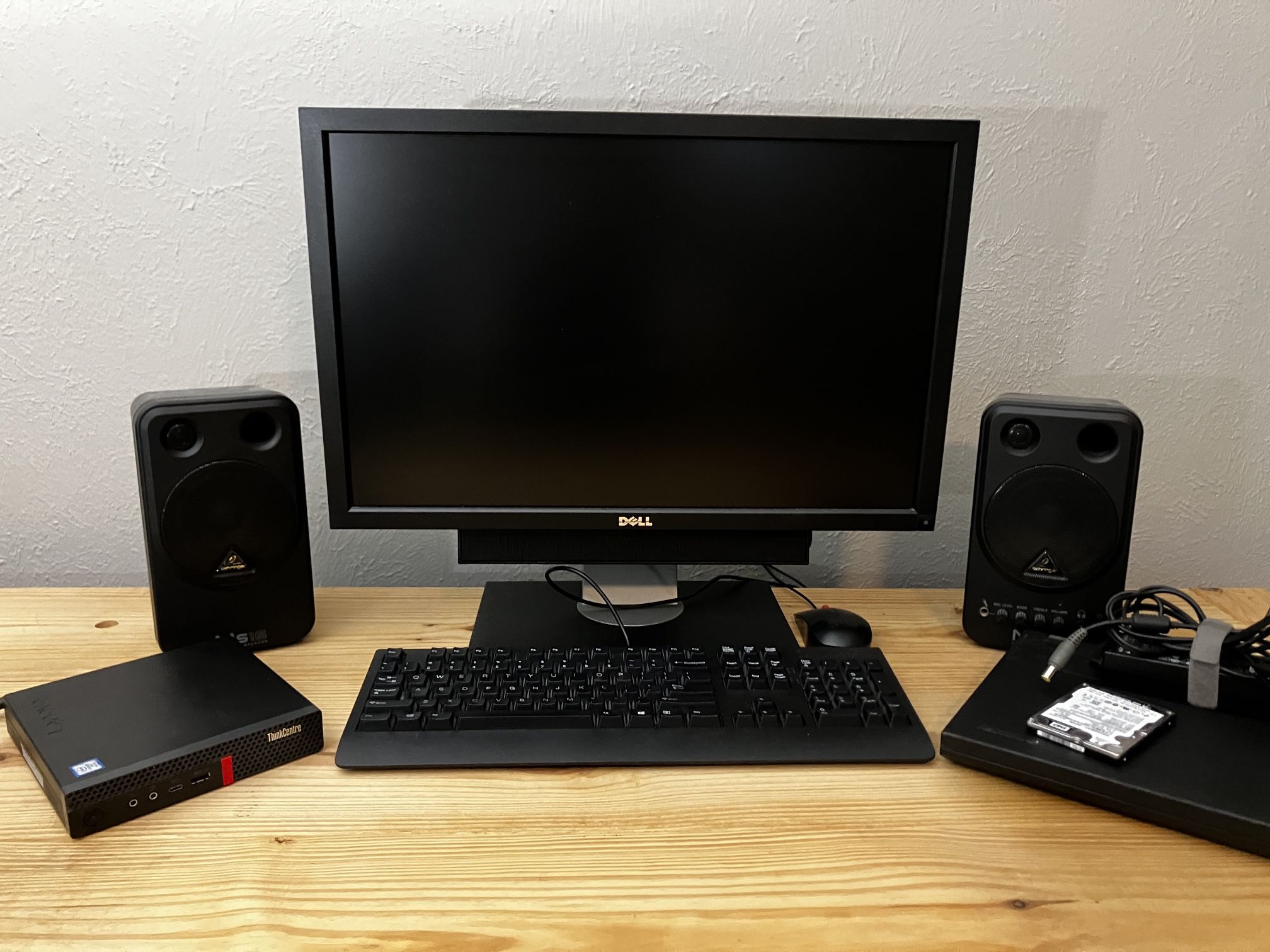 Lenovo ThinkCentre Desktop Computer