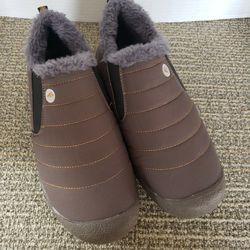 Calceus Snow Boot - New! Size 8.5 Men's, 10 Women's