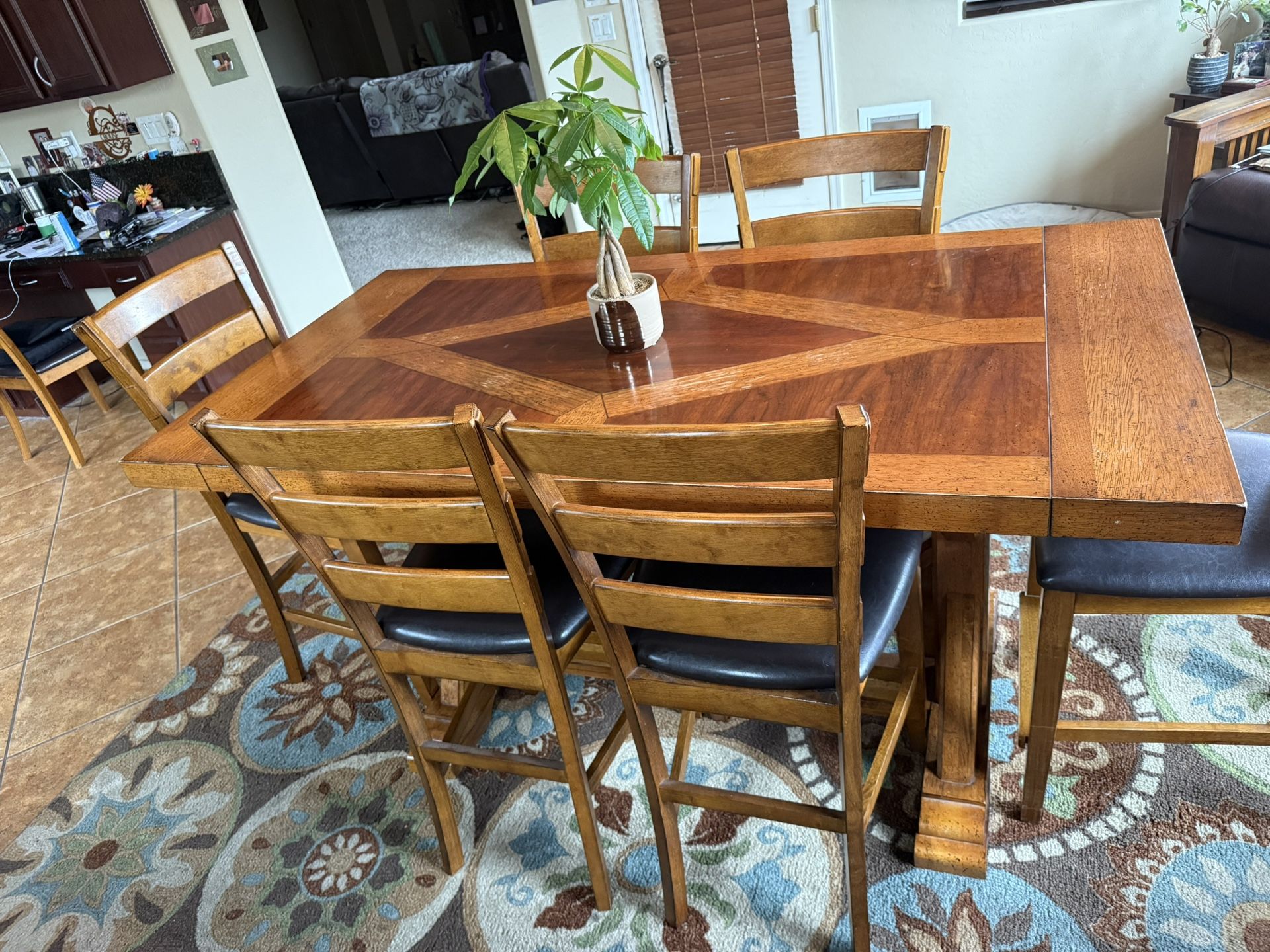 Kitchen Table and 6 chairs (2 leafs) Counter Height
