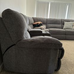 Grey Couches From Jerome’s 