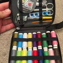  Portable Mini Sewing Kit - Mixed Colors Canvas Bag with Essential Supplies for Quick Fixes, Travel & Everyday Repairs - Ideal Gift for Crafters, Stud