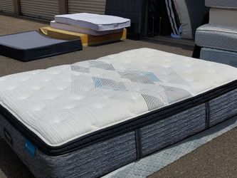 Beautyrest soft pillowtop queen mattress