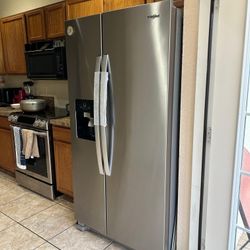 Whirlpool Refrigerator 