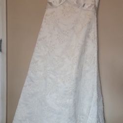 MAGGIE SOTERRO WEDDING DRESS SIZE 12