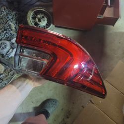 Tail Lights pair For Lexus ES350/ES300h 2016 2017-2018