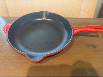 Le Creuset Red Cast Iron Skillet + Small Dutch Oven Pot with Lid