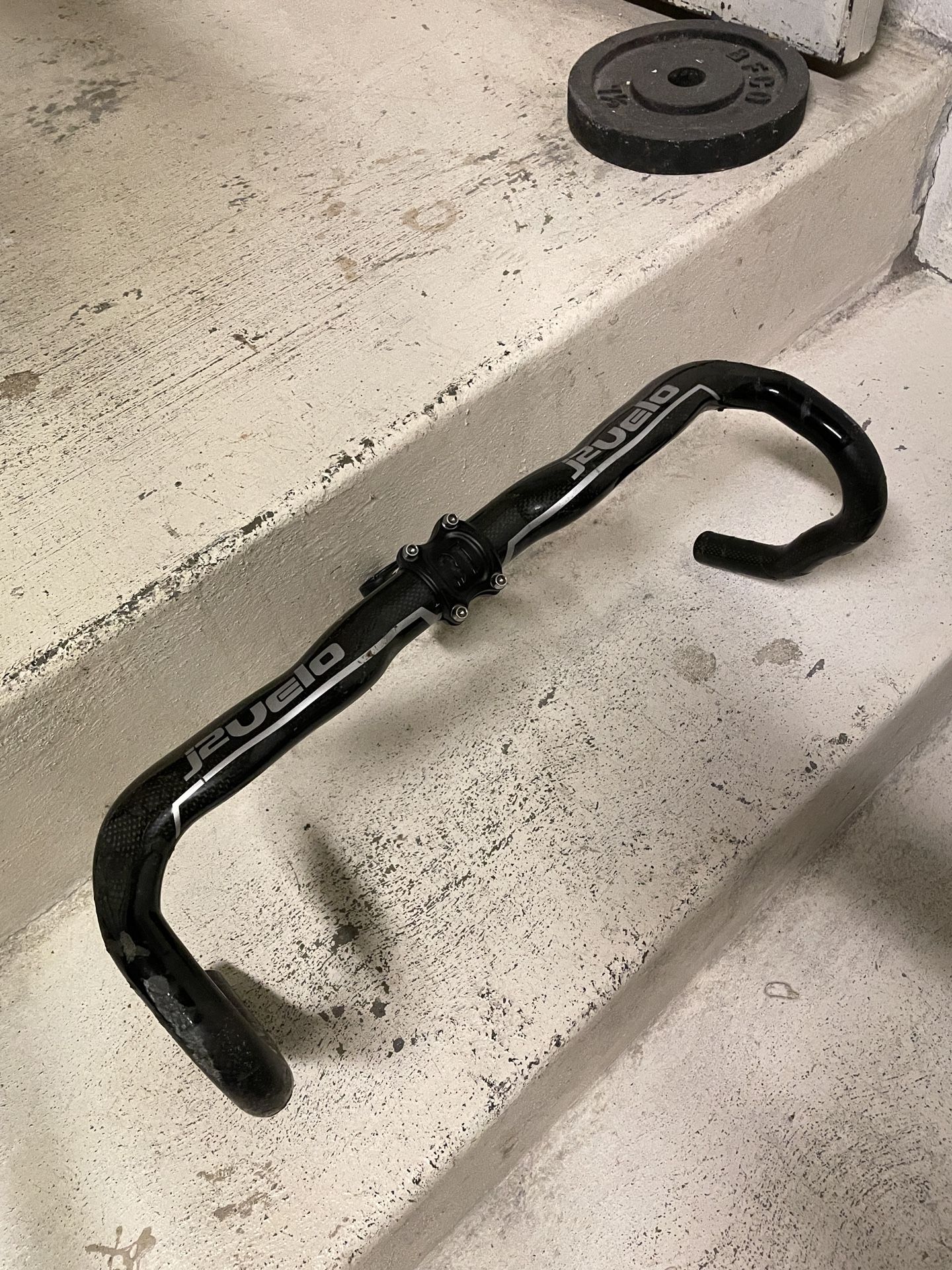 J2 VeloSport Aero Carbon Handle Bars & 3T Stem