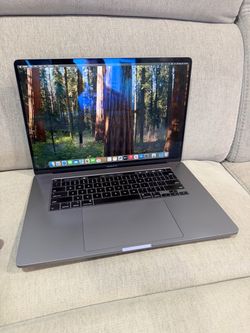 MacBook Pro 16” i9 32gb ram 1Tb ssd