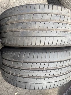 (2) 255/40R21 PAIR OF USED TIRES PIRELLI P ZERO 60% LIFE !!!