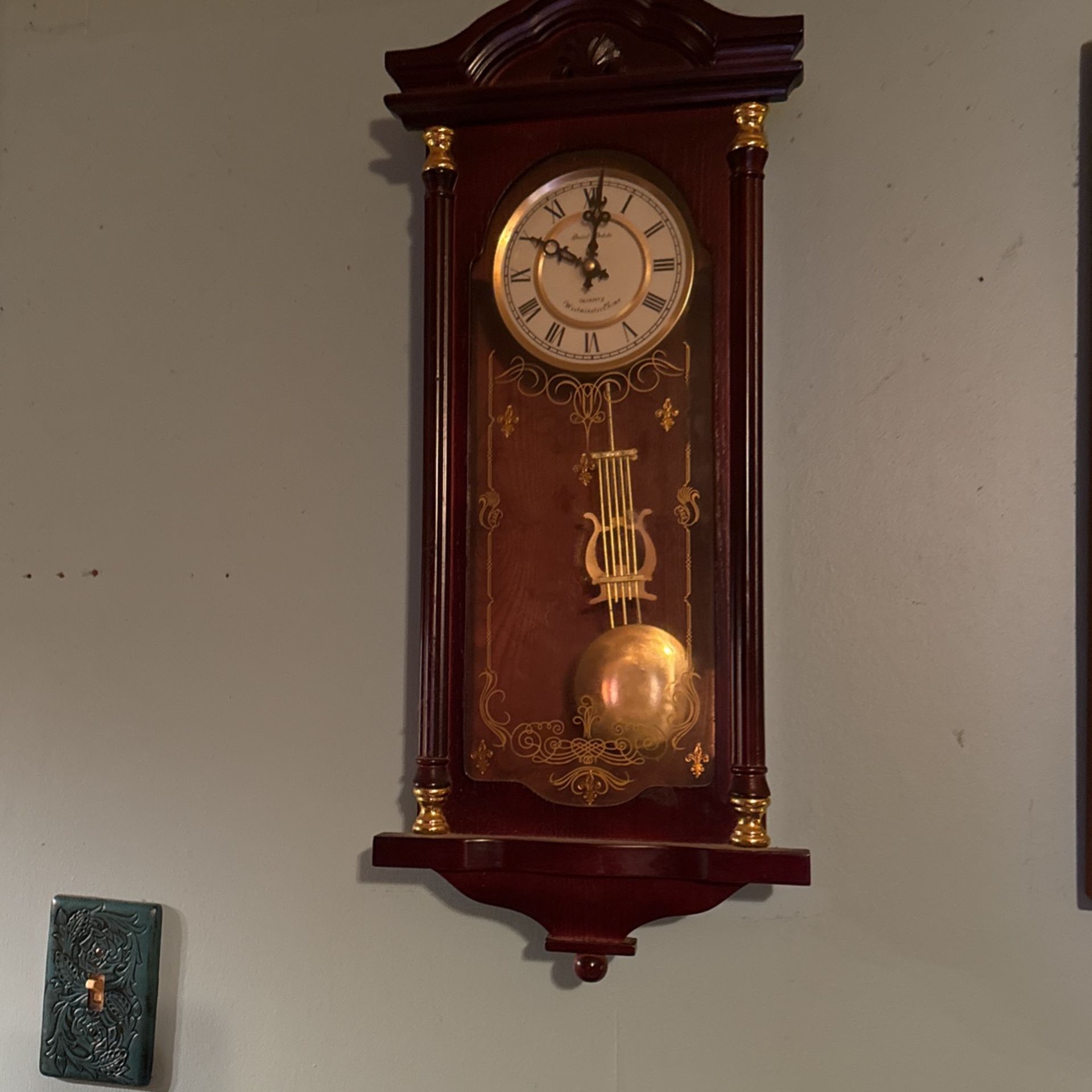 Battery Wall Clock