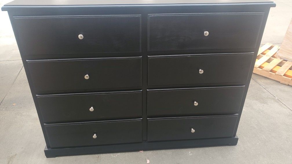 Dresser With 8 And 10 Drawers 399 Free Delivery Local