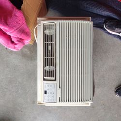 Kenmore air Conditioner 