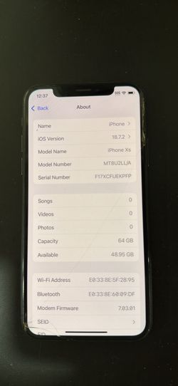 iPhone Xs (64 GB) • Gray • Unlocked • Cosmetic Damage • Battery Health (85%)