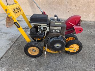 Gas powered edger